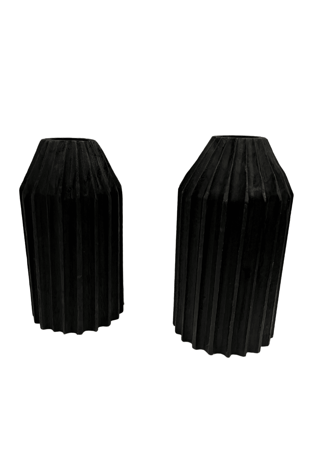 Zwart houten vaasjes