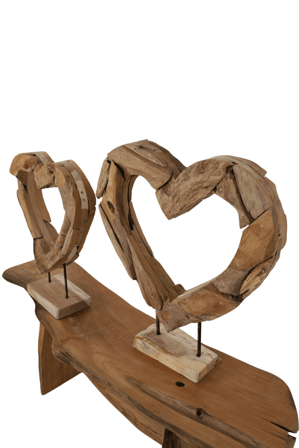 Wortel teak houten hart decoratie voor in het raamkozijn